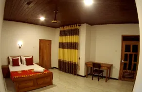 Bee Line Holiday Apartment - Image 4