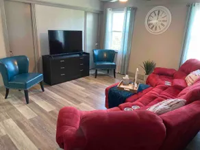 Newly Remodeled Two Bedroom rental unit - Image 4