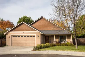 Charming Wine Country Retreat! 4 Bedroom 2 Bath - Image 2