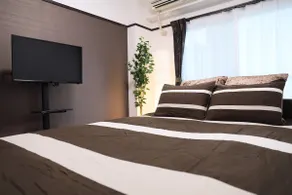 Robert's apartment, 1-minute walk from the station, with excellent access to Sakae and Nagoya stations, designer furniture. - Image 5