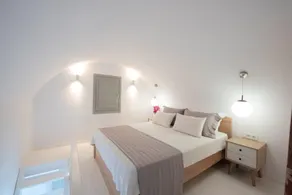 White Orchid Suites | 3 | Private Hot Tub - Image 2