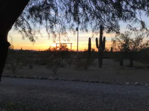 Sonoran Desert Cabin - Image 4