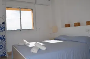 Penthouse with Terrace, Pool and Ocean Views - Image 3