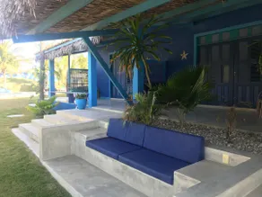 Charming beachfront villa, swimming pool, large garden - Image 3