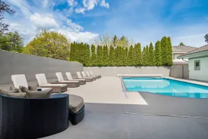 South Sandpoint Estate: Pool, Covered Spa, Theater & Walk to Downtown - Image 4