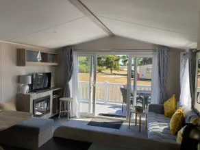 Katie's Caravan - Image 2