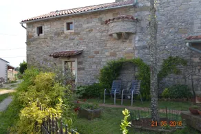 Small Family Istrian house with garden - Image 4