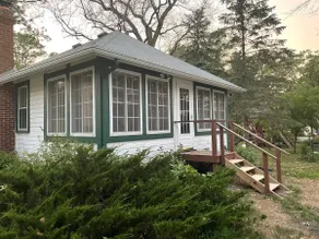 Turn of the century cottage on Big Eagle Lake - Image 5