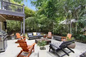 Shangri-La @ Thunderbolt: 5 Bedrooms On Vernon St! - Image 2