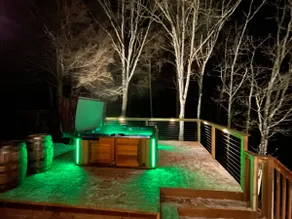 Eaglesnest 4 season, HOT TUB, SAUNA, Pickleball - Image 2