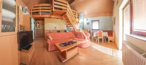 Vineyard Cottage Urban - Image 2