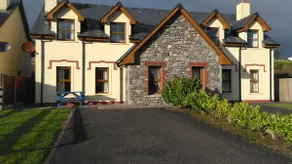 Tranquil sea view in Kenmare - Image 2