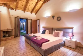 Astarte Villas - Kyveli Luxurious Private Villa - Image 2