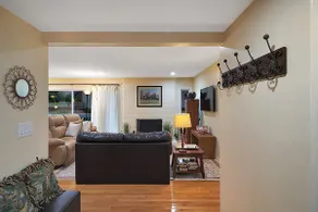 Jewel by the lake! Water + pool views, stylish 3BR - Image 4