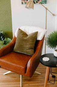 Ivy Jungalow | Bright, Clean, & near Downtown - Image 3