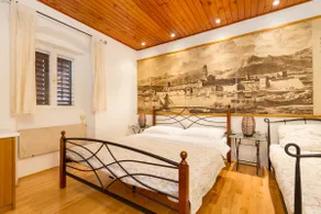 Exclusive Studio within City Walls - Image 2