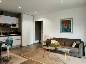 Nîmes: apartment with pool not far from the city - Image 4