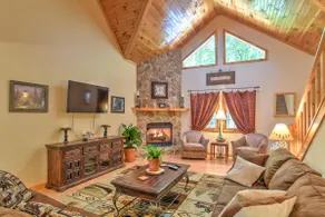 Pool Table, Fire Pit, Relaxing + Quiet - Image 2