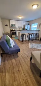 Camilla's Beach Glass Cottage at Christopher's Dockside - Image 2