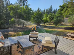 Peekaboo River House - Image 3