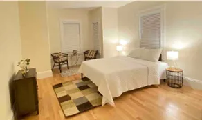 Dreamy Waterfront Oasis | 5★ Location, ♛Queen Beds - Image 4