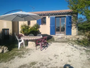 apartment in property in the heart of Verdon - Image 5