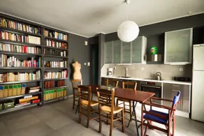 Colorful & Cheery Apartment near Acropolis-Koukaki - Image 4
