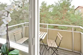 Nice newly renovated apartment close to inner city - Image 5