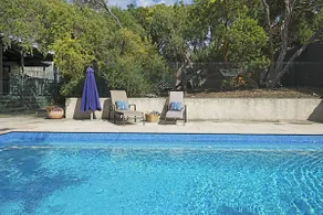 Poolside Sorrento - Image 3