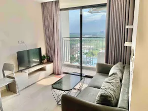 Vinhomes 1BR Apartment With River View - Image 3