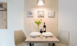 Luxury Studio 24 Garden Apartment - Image 3