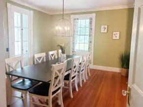 Spacious Farmhouse near beaches, bike path and URI - Image 4