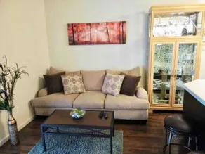 Lovely location on Westside! 4th Floor Getaway! - Image 4
