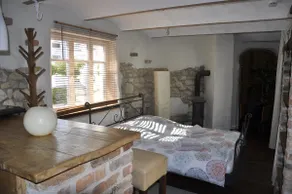Geibelhof 1-Zimmer-Apartment, Cultural Monument - Image 4
