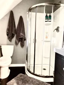 Urban Tiny Home -Close to the Best of KC - Image 2