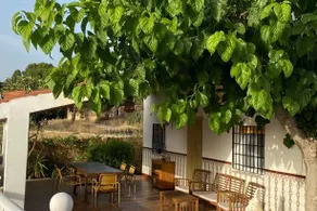 Country house at the foot of the mountain - Image 5