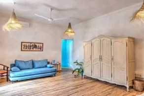 Lotus apartment - Image 2