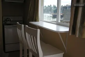 Bremerton Manette Waterfront studio close to ferry - Image 4