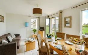 Duplex Cottage Near the Port! - Image 3