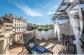 BEAUTIFUL LOFT WITH LARGE TERRACE TO ENJOY IT - Image 4