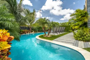 Second Floor| 1 BDR | Elegant | without Balcony - Image 2