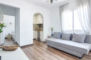 Charming family house on the Spanish coast - Image 2