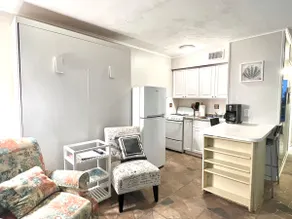Lovely, beach view condo - Image 5
