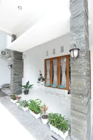 Miko Homestay near UGM, Tugu, Malioboro, & Airport - Image 2