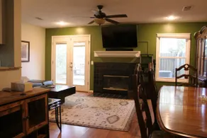 Townhouse Cul-de-Sac - Image 4