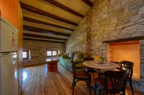 Cozy studio app in the heart of a picturesque town - Image 2