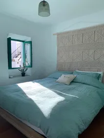 Charming 1 Bed Gem: A/C, Sunny Terrace + Views! - Image 3