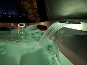 Hot tub rejuvenation experience -Calgary getaway - Image 3