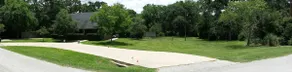 Large wooded yard near Texas A&M - Image 5