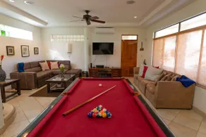 Stylish Sol & Arena+ Pool Table + Private Pool & Jacuzzi + Gas BBQ +Pet Friendly - Image 4